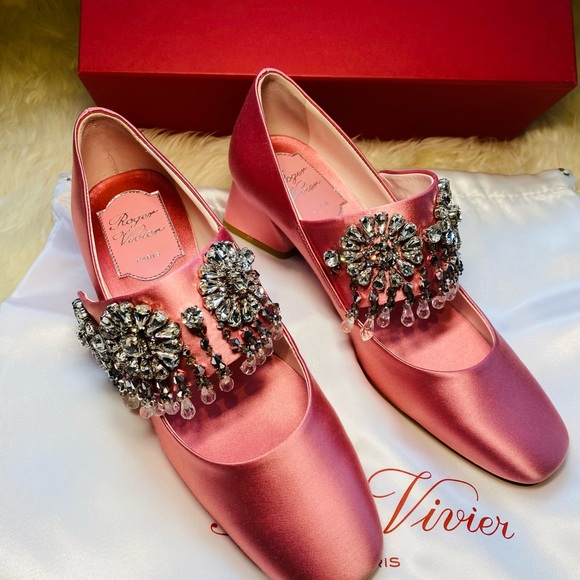 New authentic Roger Vivier Pumps - Picture 6 of 14